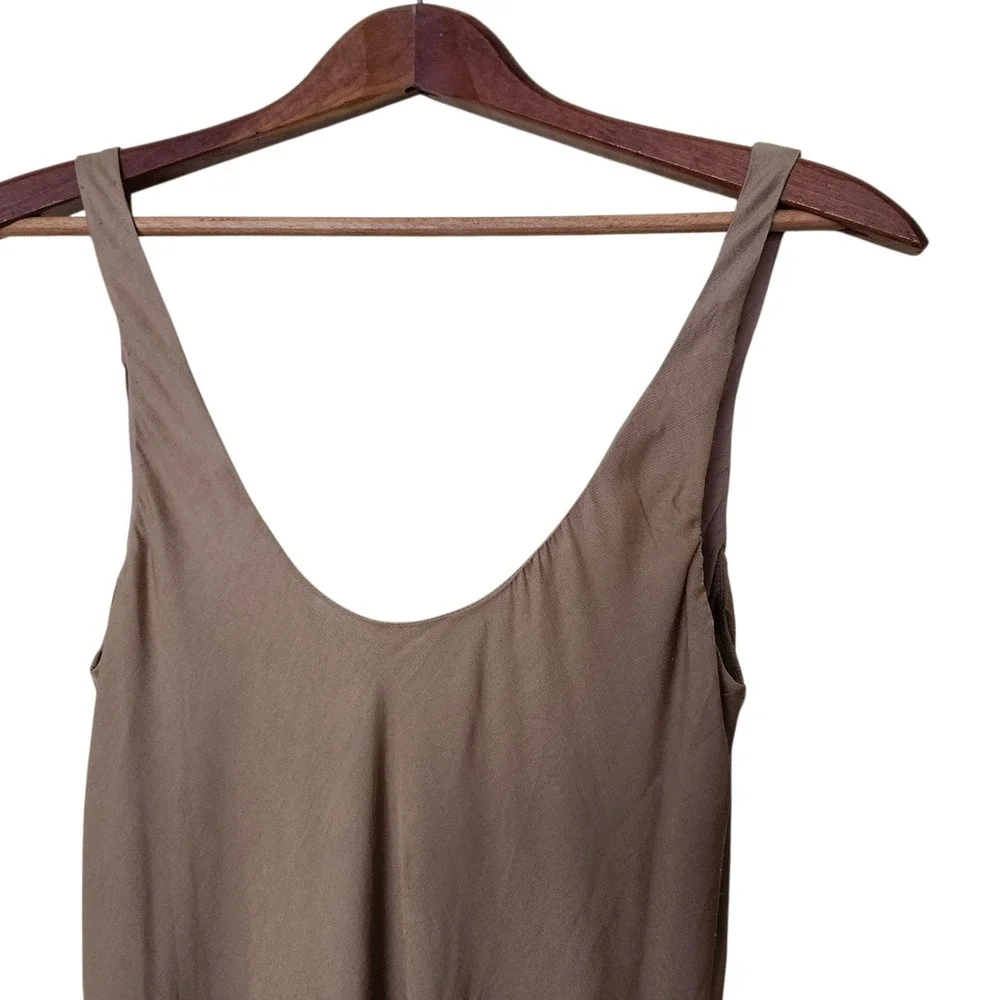 Line & Dot Ariel Scoop Neck Sleeveless Maxi‎ Satin Dress Camel Tan Small